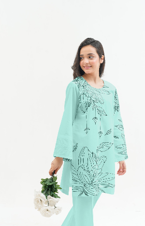 Woman wearing a light blue traditional outfit with white flowers and green leaves on a white background