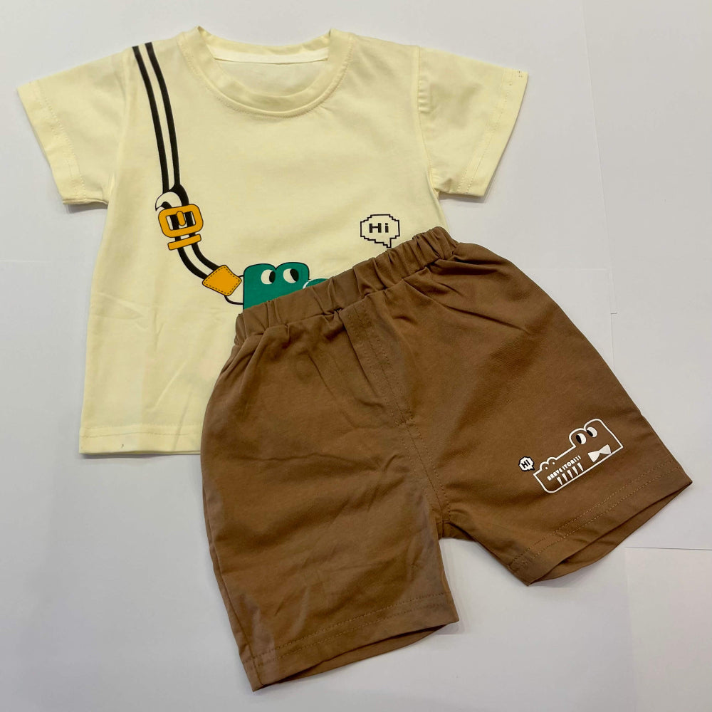 Children's outfit with beige t-shirt and brown shorts.